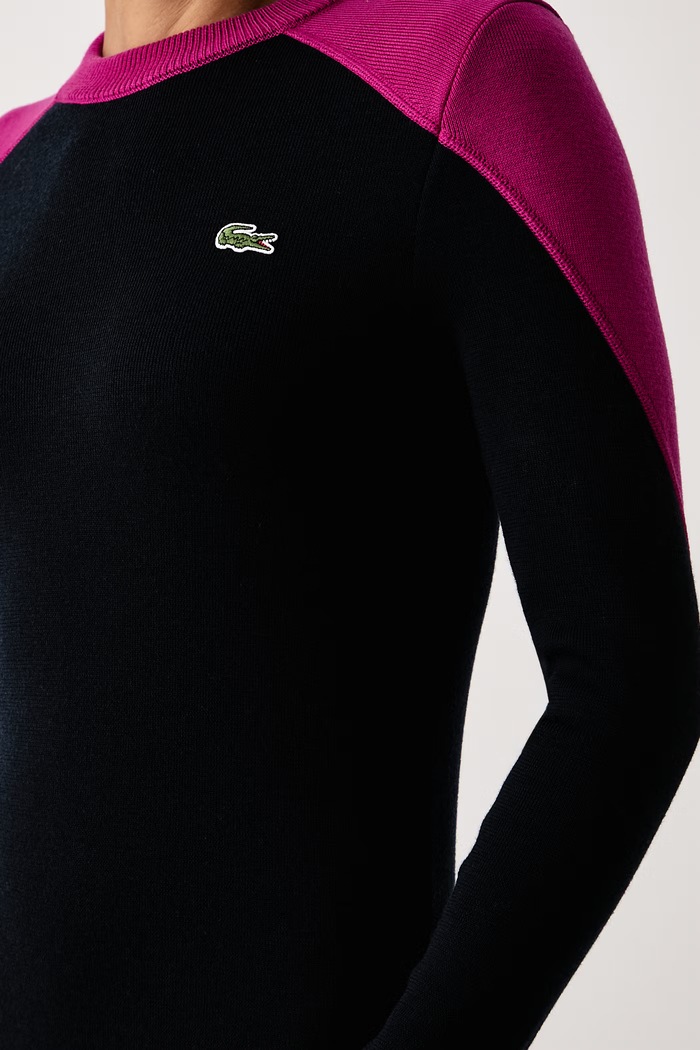 Sukienka sweterkowa wełniana Lacoste EF9291 granatowy