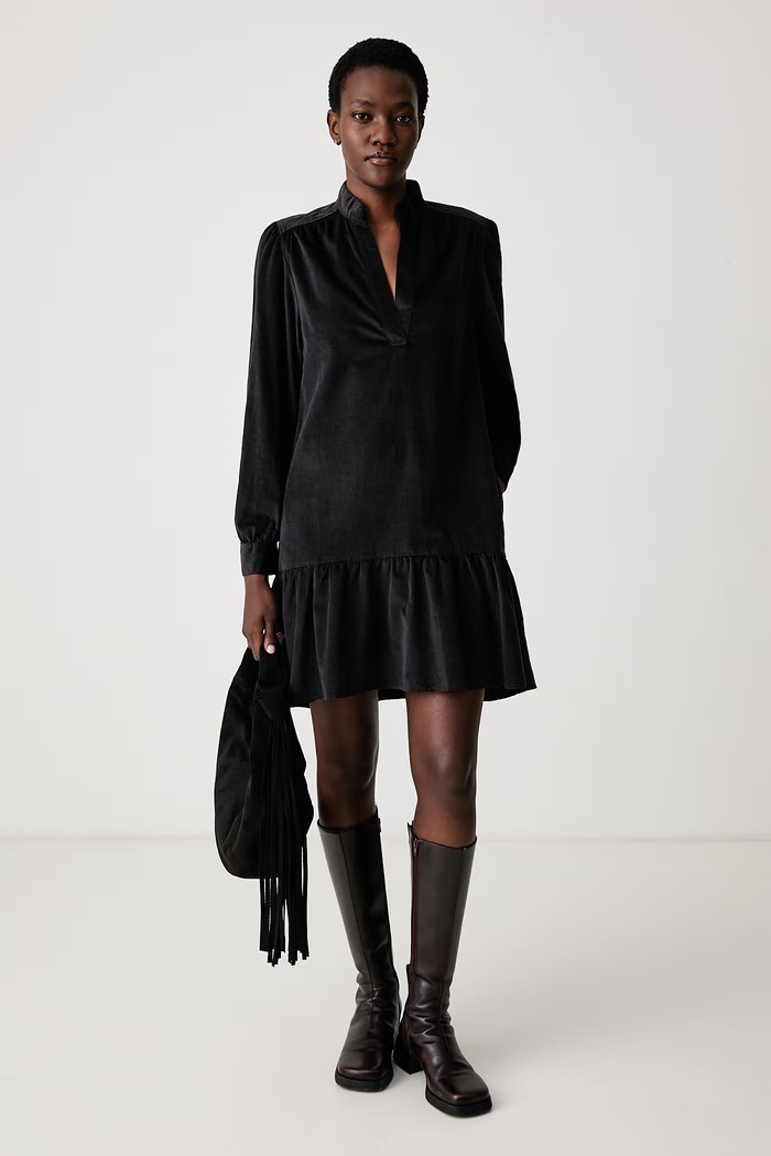 Marc O'Polo Sukienka welurowa 5000015647 czarny AW26