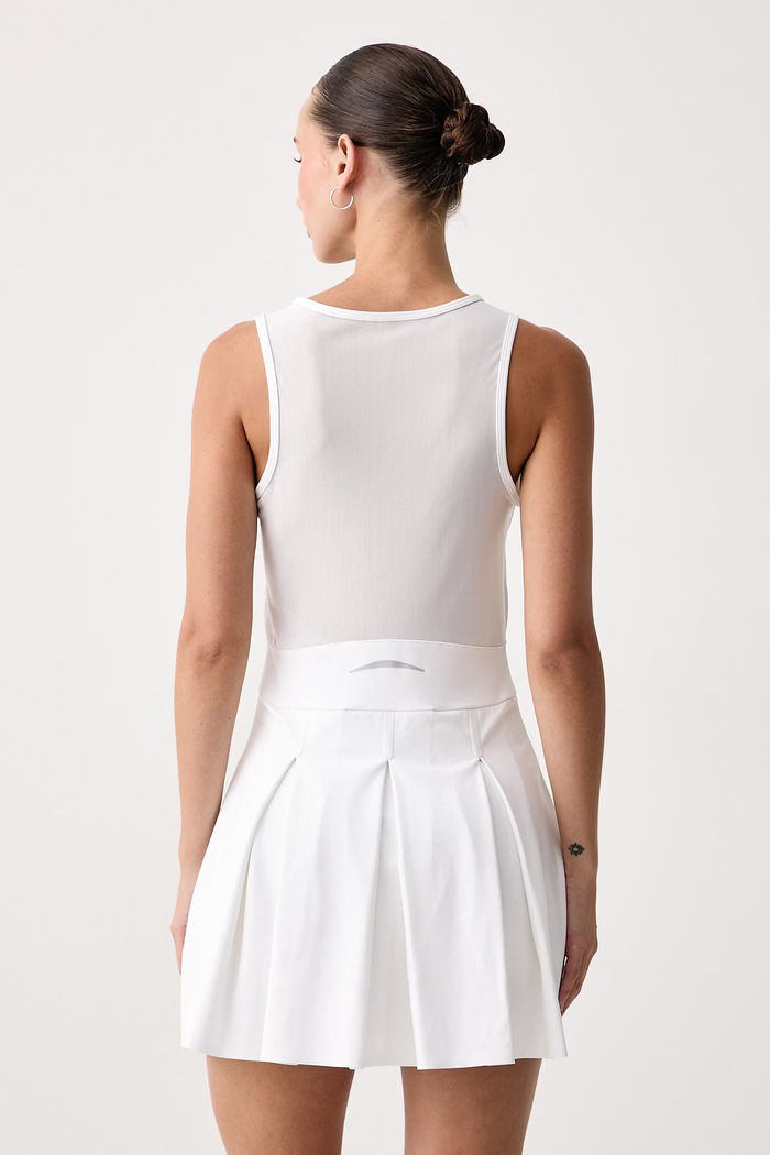Odzież Lacoste Sukienka sportowa EF6876. biały