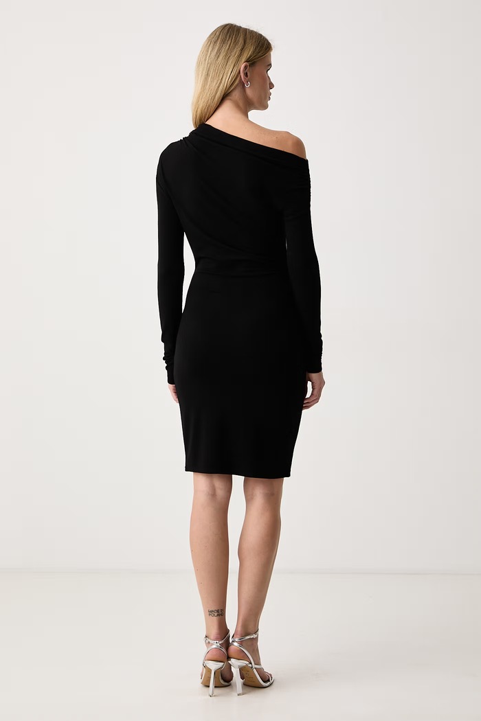 Odzież Patrizia Pepe Sukienka bodycon z dodatkiem wełny 2A0077.J0093 czarny
