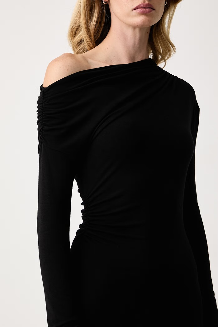 Sukienka bodycon z dodatkiem wełny Patrizia Pepe 2A0077.J0093 czarny