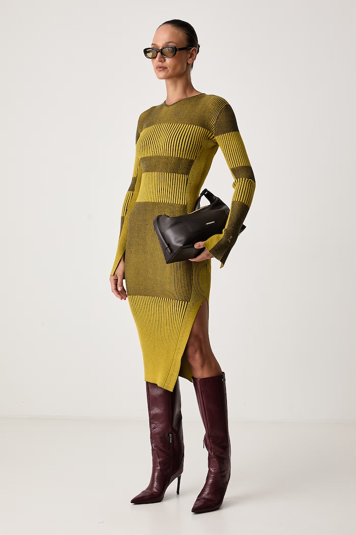 Patrizia Pepe Sukienka bodycon z wiskozą 2A0044.KK032 zielony AW26