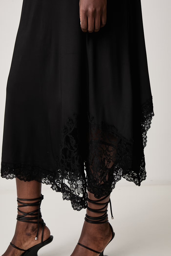 Vetements Negligee рокля с изчистена шарка с вискоза WH27DR132B