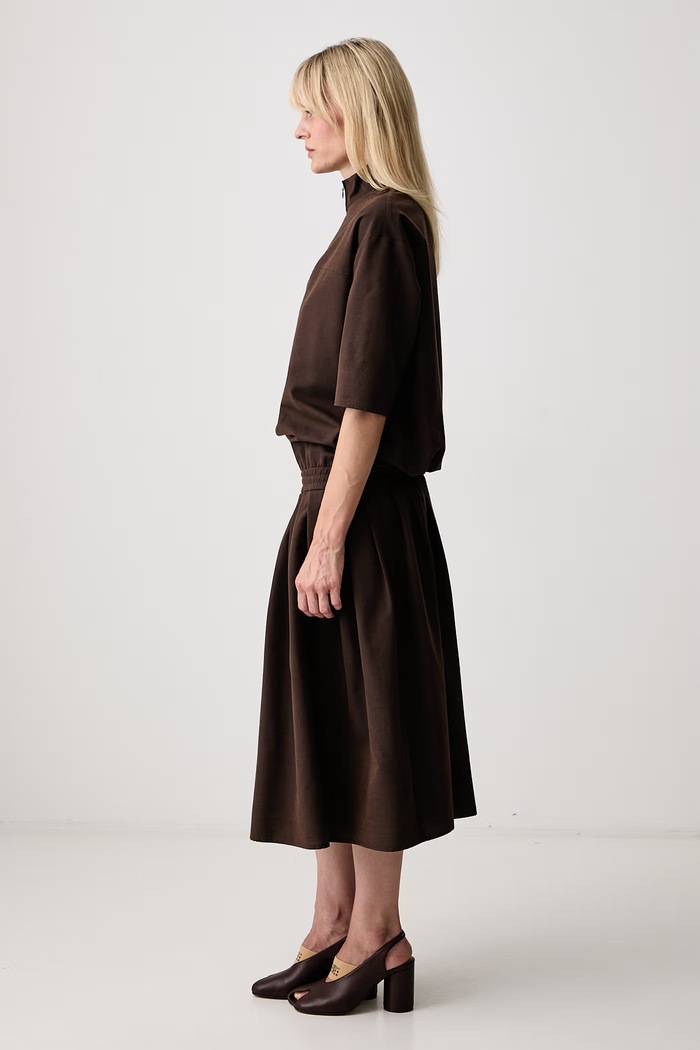 MM6 Maison Margiela sukienka z dodatkiem wełny brązowy S52DG0044.M36006