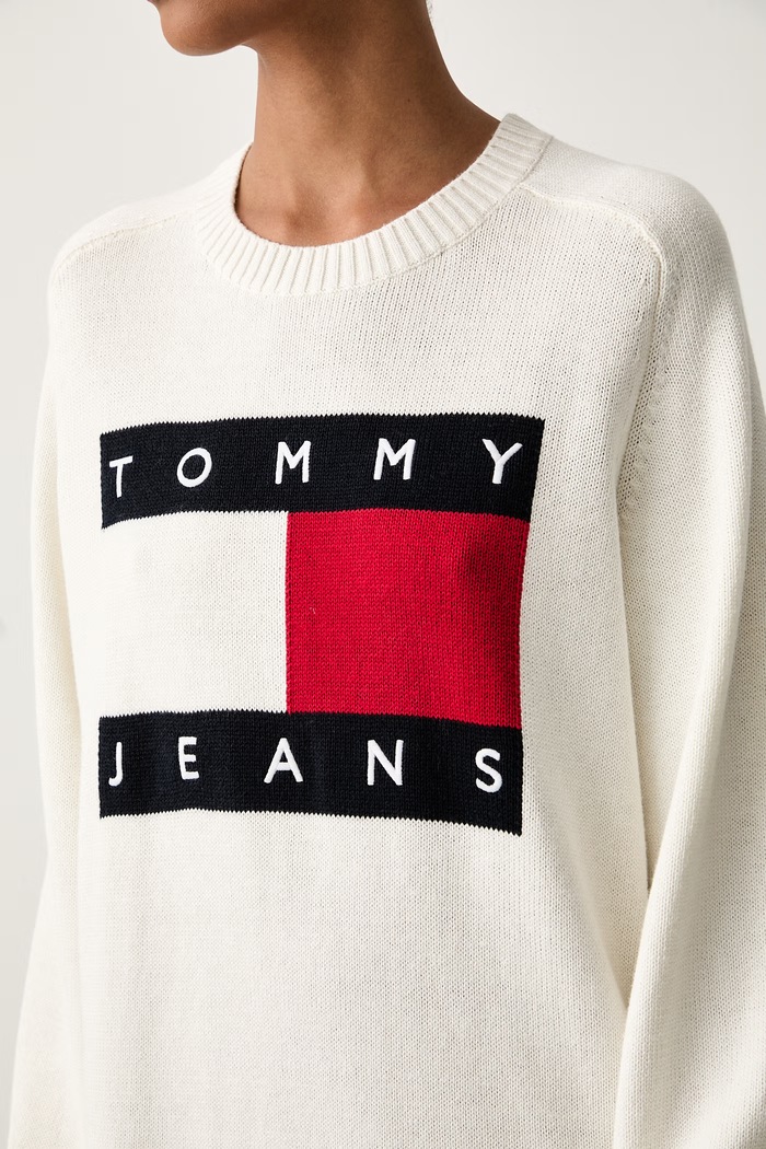 Tommy Jeans sukienka sweterkowa z dodatkiem wełny DW0DW23315 beżowy
