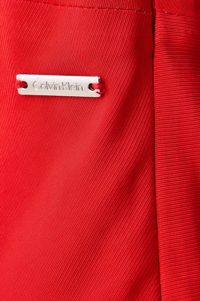 Φόρεμα από βισκόζη Calvin Klein κόκκινο LV044H023G