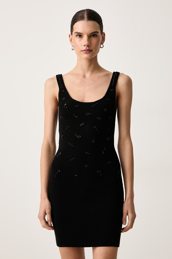 Armani Exchange Sukienka sweterkowa z wiskozą czarny XW002652.AF13780