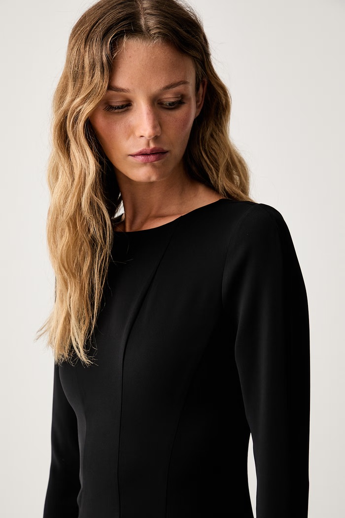 Armani Exchange платье чёрный XW002468.AF16125