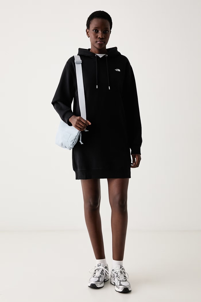The North Face Φόρεμα με βαμβάκι Essential NF0A8JBMJK31 μαύρο AW26