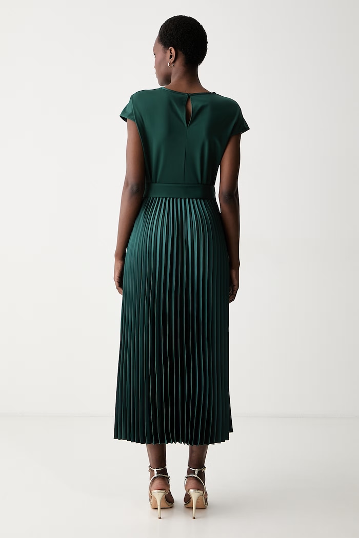 Odzież Weekend Max Mara sukienka rozkloszowana z lyocellem WKDGELA 2625626021600 zielony