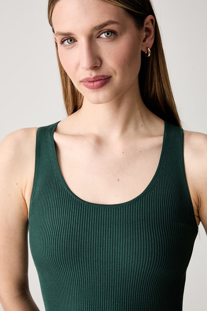 Weekend Max Mara sukienka sweterkowa z wiskozą WKDCALIBRI zielony 2625326011600