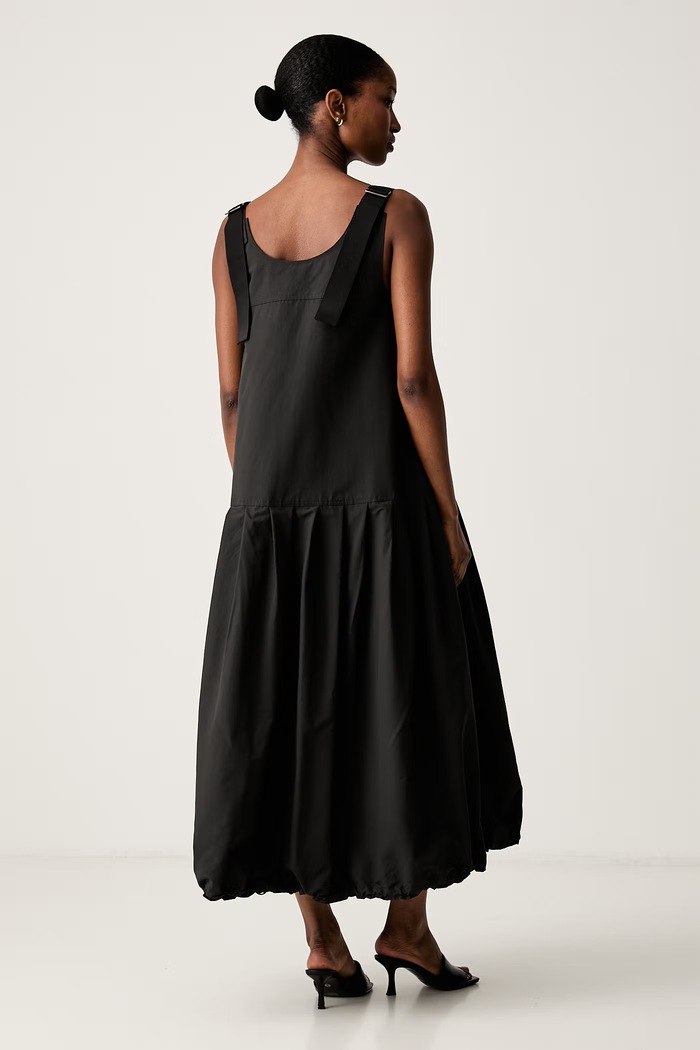 Odzież Weekend Max Mara sukienka bombka WKDLEGENDA 2625226061600 czarny