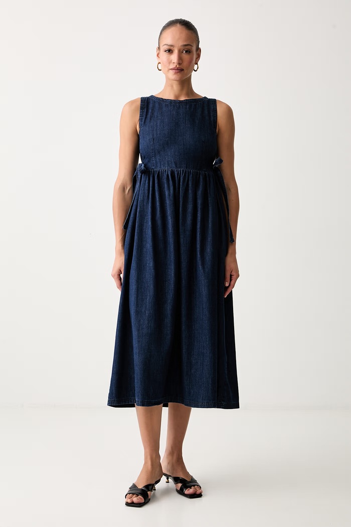 Weekend Max Mara sukienka rozkloszowana jeansowa WKDABANO granatowy 2625226051600