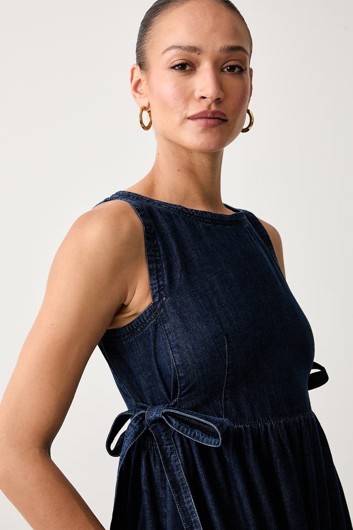Weekend Max Mara sukienka rozkloszowana jeansowa WKDABANO granatowy 2625226051600