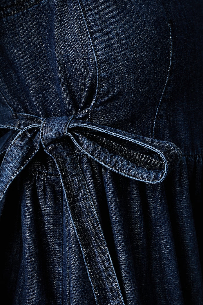 Weekend Max Mara sukienka rozkloszowana jeansowa WKDABANO 2625226051600 granatowy