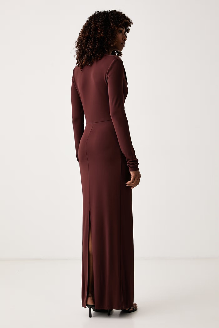 Odzież Patrizia Pepe sukienka bodycon 8A0301.J0063 brązowy