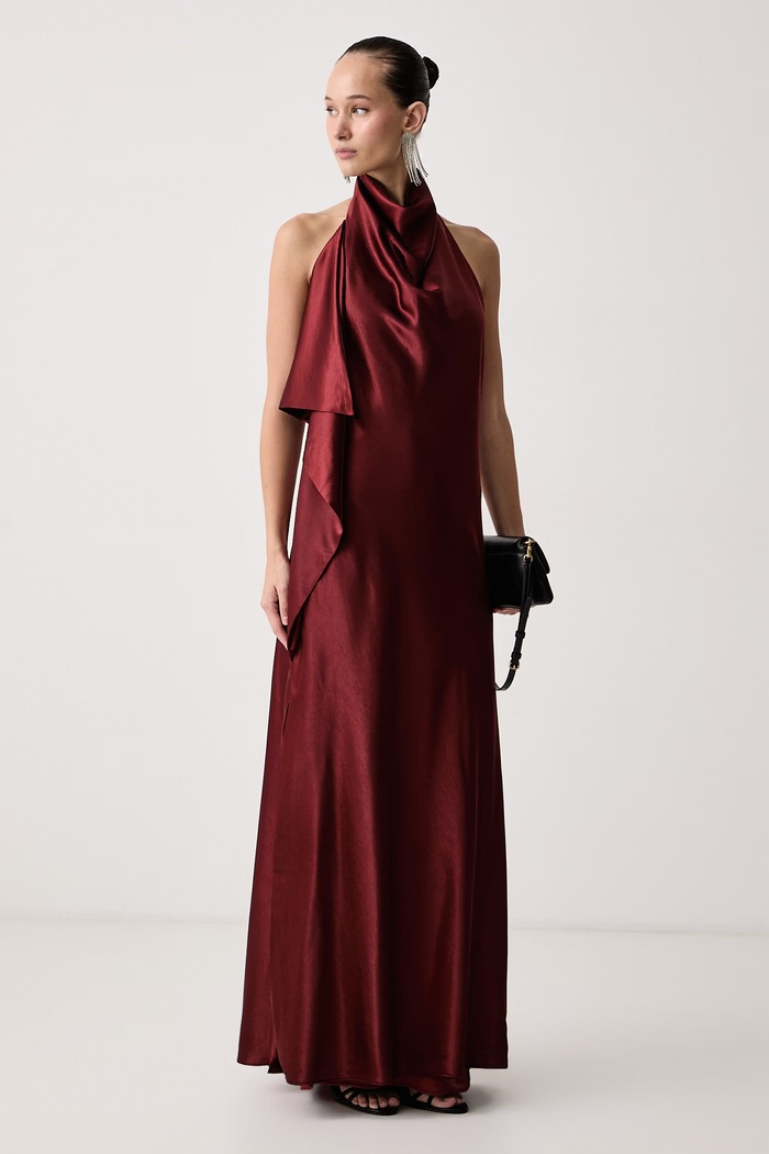 Bardot Šaty se zavazováním za krkem SIERRA 60720DB červená AW26