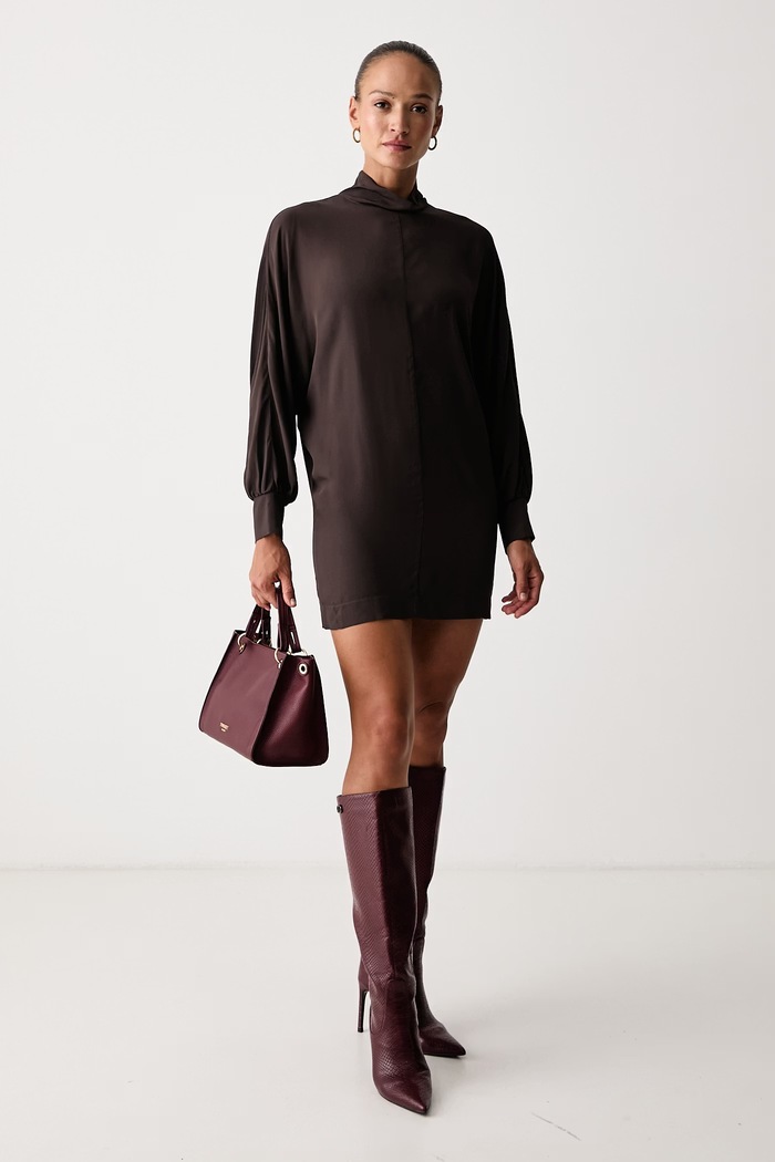 Twinset Φόρεμα από βισκόζη 262TF2051 καφέ AW26