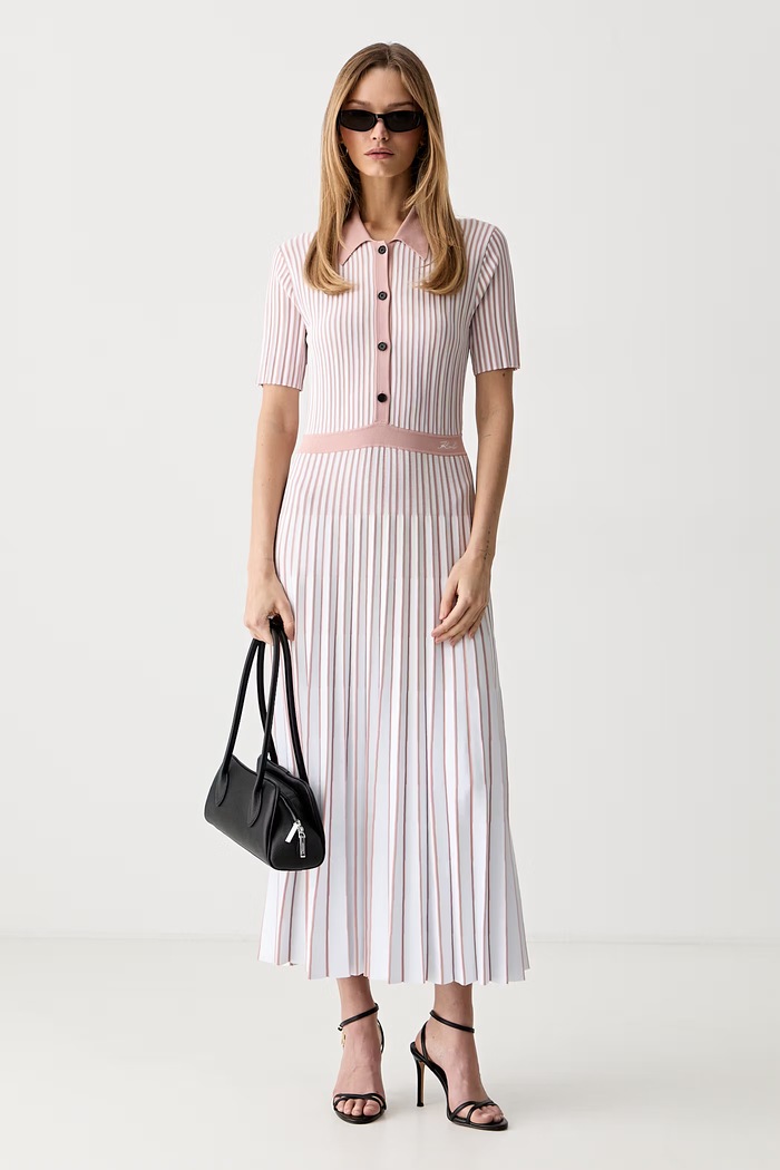 Karl Lagerfeld plisované šaty s viskózou B3W13036 bílá AW26