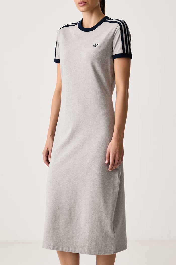 Rochie din bumbac cu elastan adidas Originals KS4764 gri