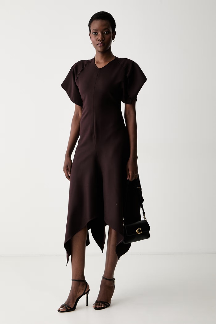 Victoria Beckham sukienka asymetryczna wełniana 1326WDR007460A bordowy AW26