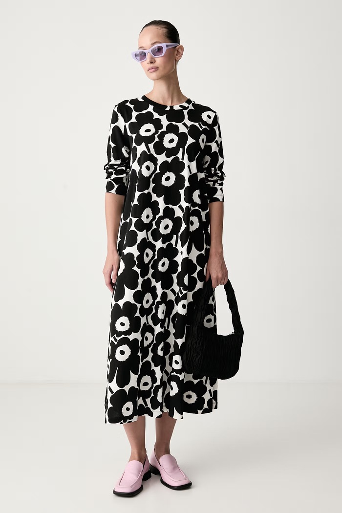 Marimekko Φόρεμα flared βαμβακερό 096331 μαύρο AW26