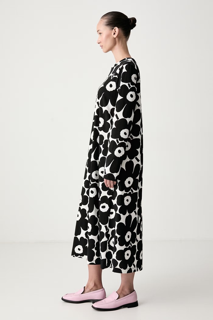 Φόρεμα flared βαμβακερό Marimekko 096331 μαύρο
