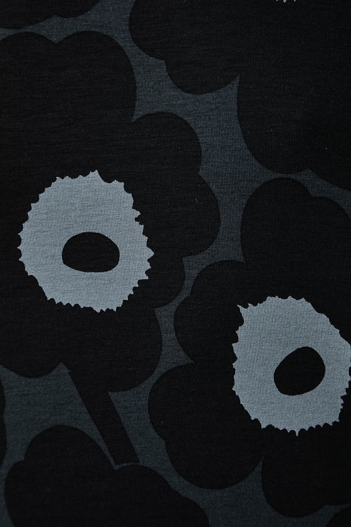 Haljina s viskozom Marimekko crna 096141