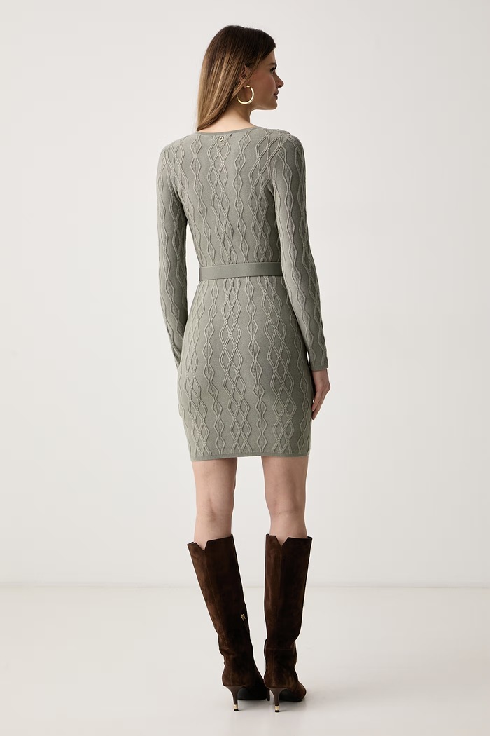 Odzież Guess Sukienka z wiskozą YUKI W6BK62.Z1567 zielony