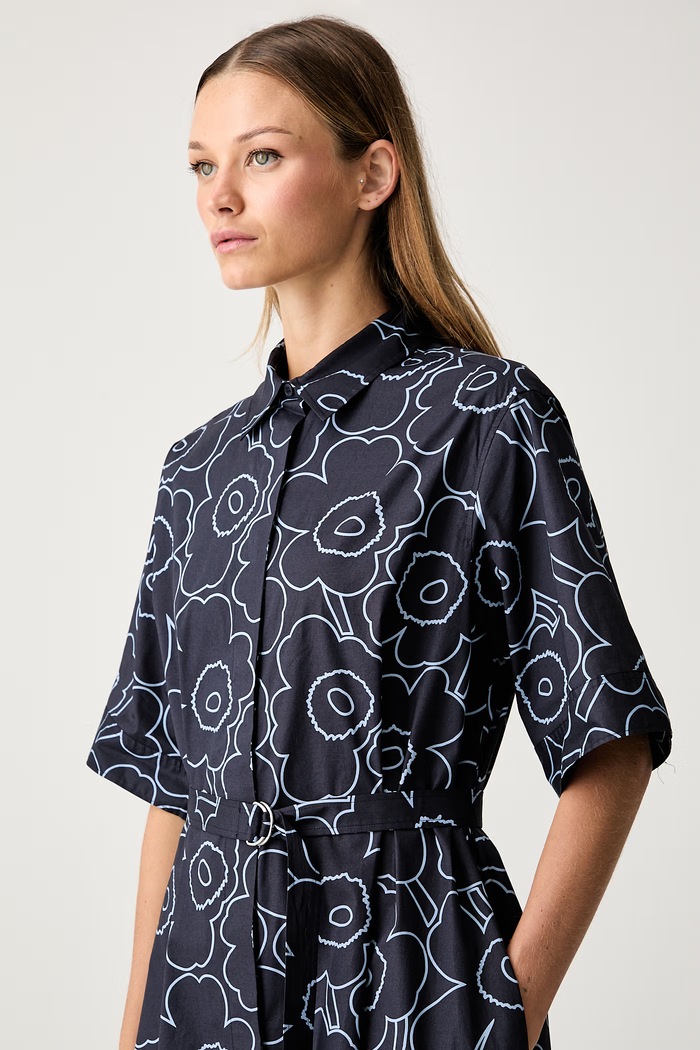 Marimekko sukienka bawełniana z elastanem granatowy 095994