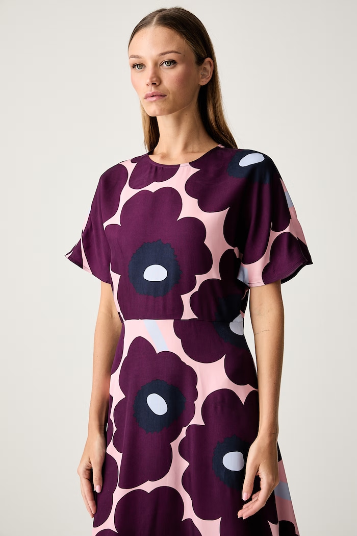 Marimekko obleka A-kroja z lyocellom vijolična 095989