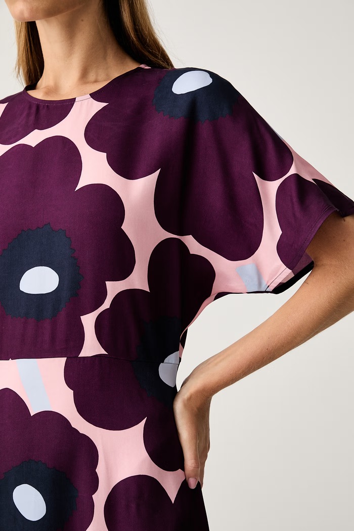 Marimekko obleka A-kroja z lyocellom 095989 vijolična