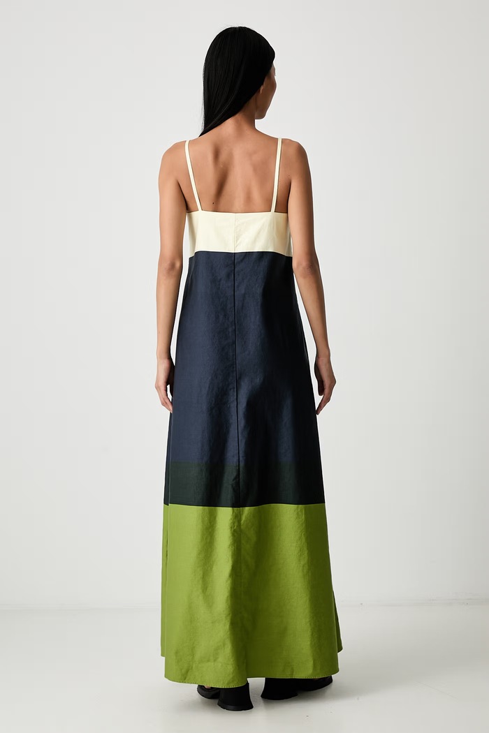 Odzież Marimekko sukienka letnia z bawełną 095972 granatowy