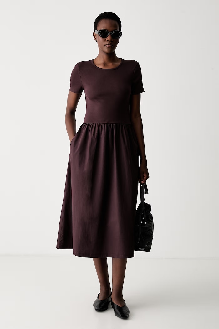Marc O'Polo sukienka rozkloszowana 5000010224 bordowy AW26