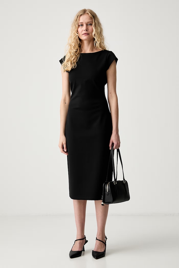 Calvin Klein šaty LV047G232G čierna AW26