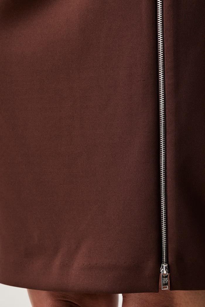 DKNY sukienka DD6S1T05 brązowy