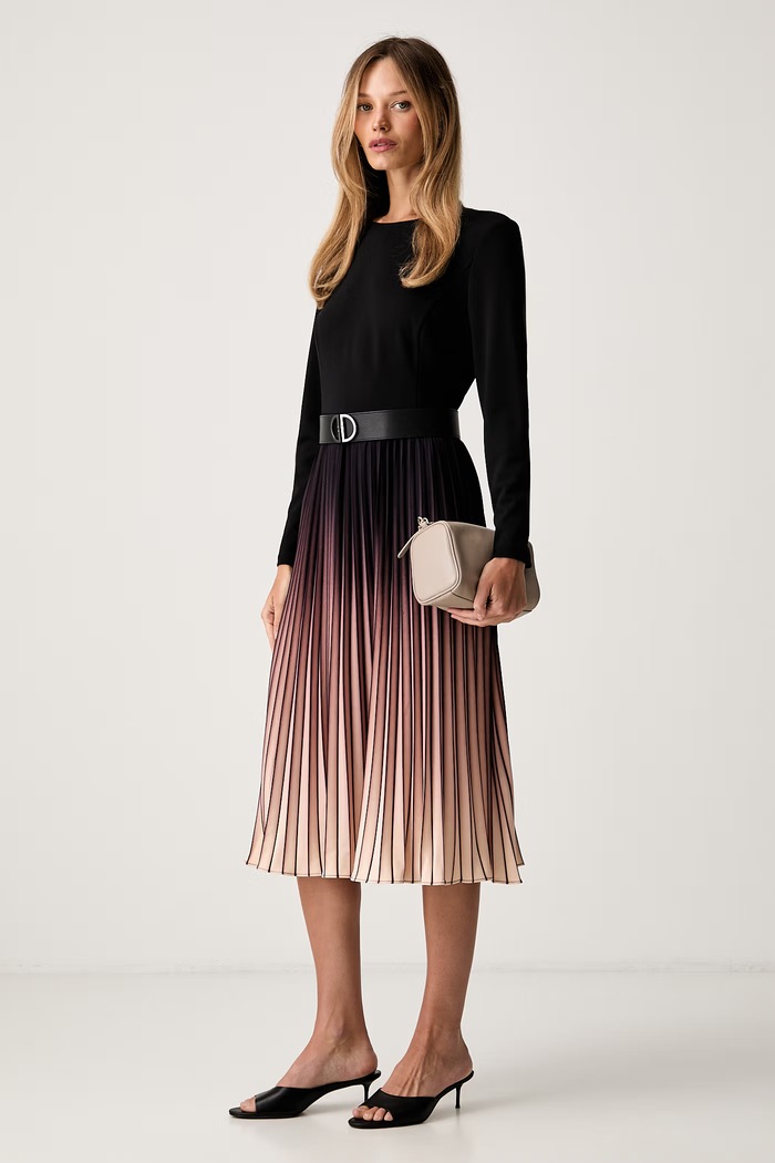 DKNY sukienka rozkloszowana DD6H1C24 czarny AW26