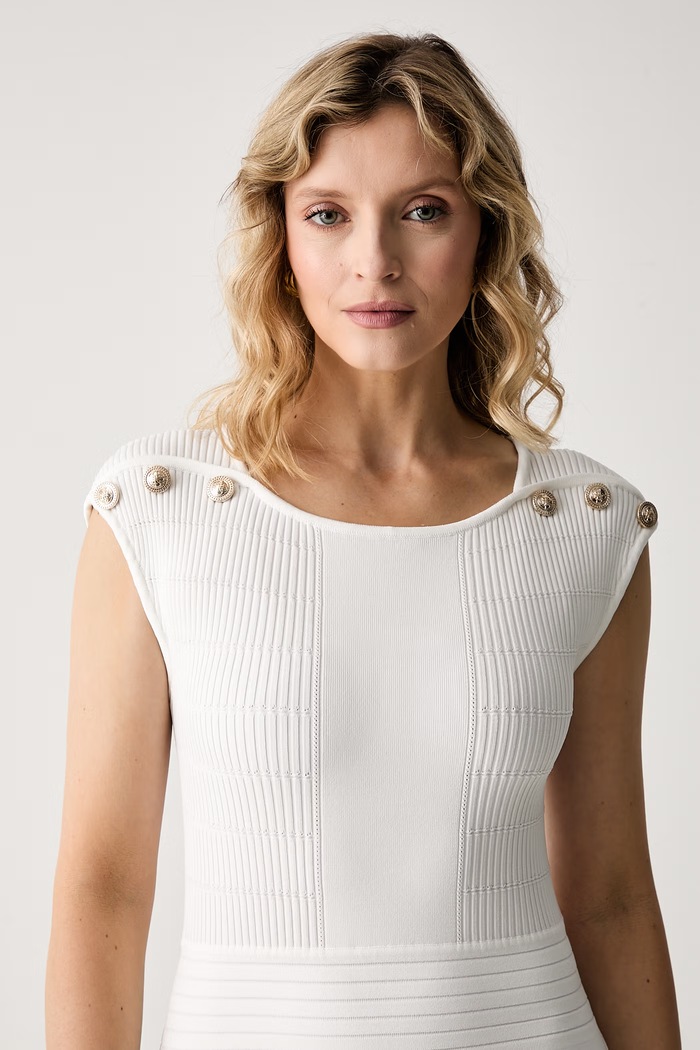 Guess vestito con viscosa CARMEN beige W6YK34.Z0969