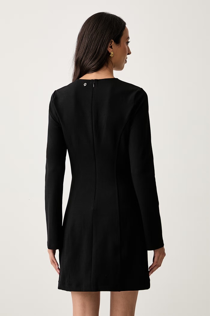 Oblečenie Guess šaty s rozšíreným strihom CLAUDIE W6YK16.K4369 čierna