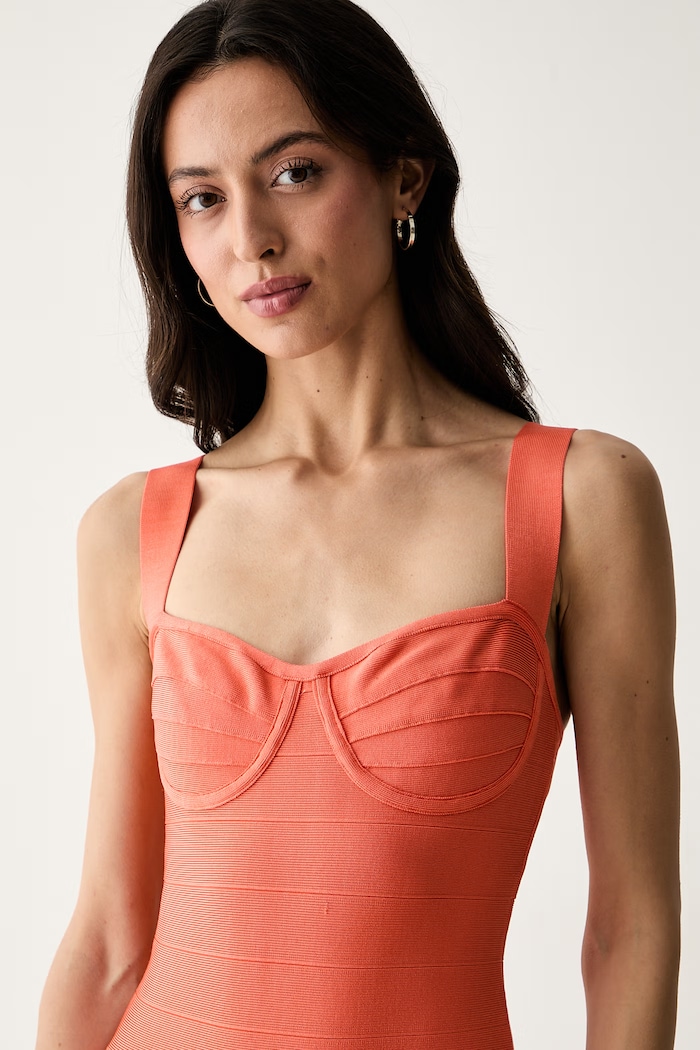 Marciano by Guess sukienka bodycon z wiskozą NIKKI pomarańczowy G6YK44.Z1111