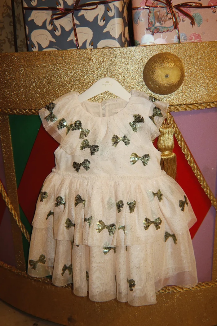 Sukienka rozkloszowana YVONNE FAIRY DRESS Konges Sløjd beżowy KS106656.9BY2