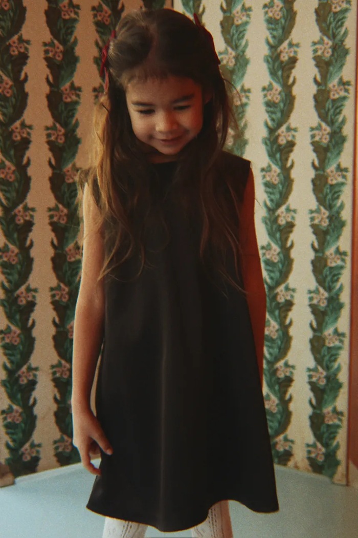 Konges Sløjd Sukienka SHEENA BOW DRESS KS106599.9BY2
