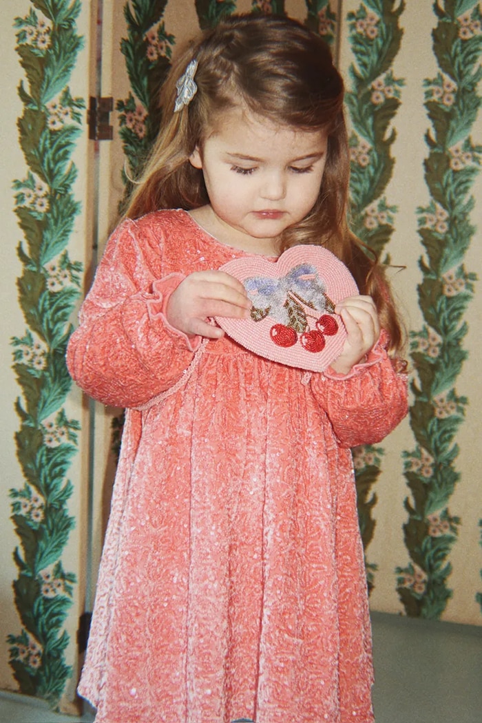 Konges Sløjd Sukienka welurowa GIA SPARKLE DRESS różowy KS106479.9BY2