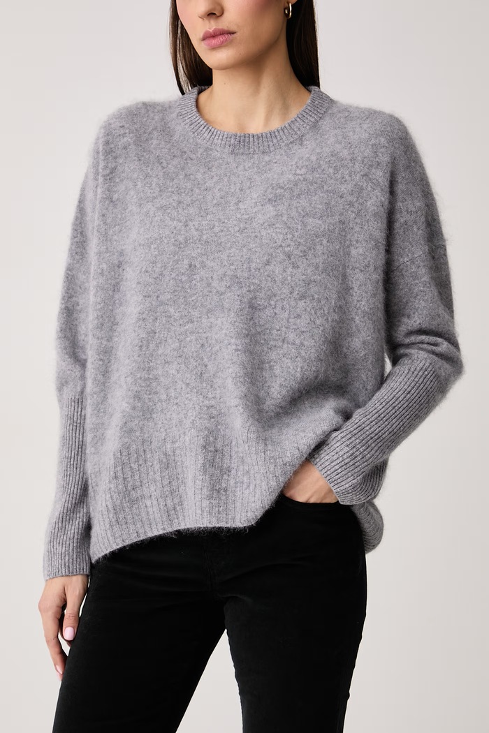 Sweter damski wełniany ViCOLO 2AC2078 szary