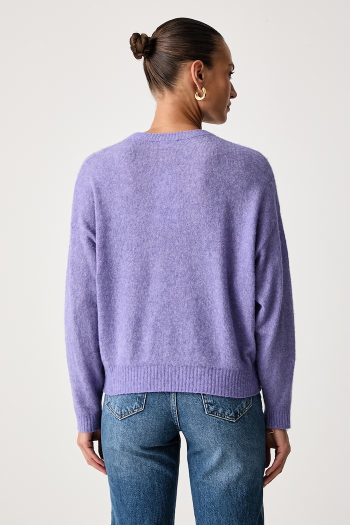 Odzież American Vintage Sweter damski z dodatkiem wełny OUI18A fioletowy