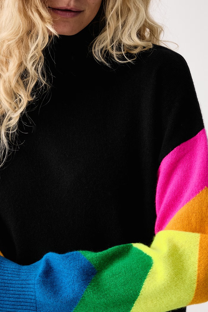 Sweter damski kaszmirowy From Future WPM03967 czarny