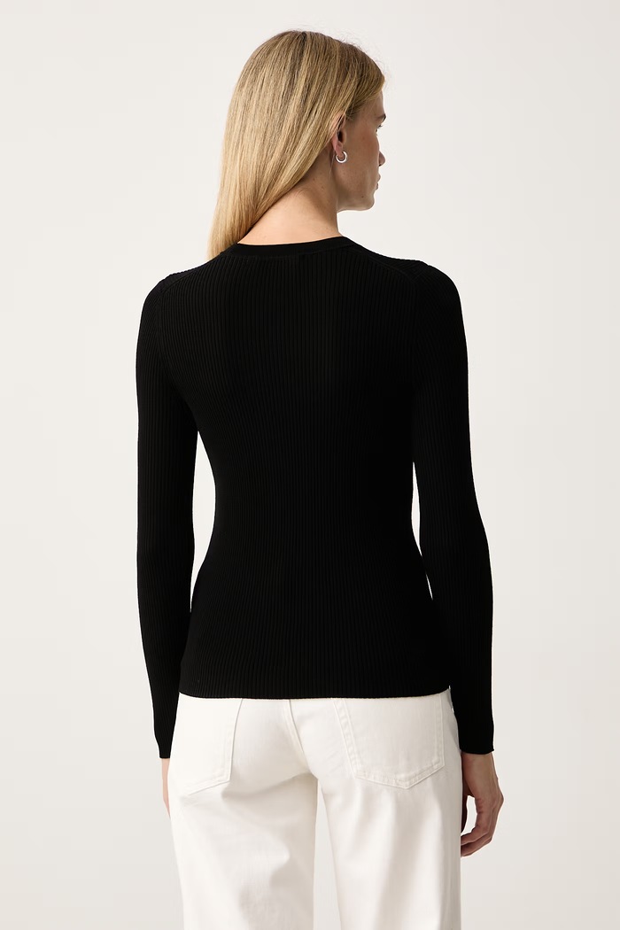 Odzież Isabelle Blanche Sweter damski wełniany IS26FW.M236.F012 czarny