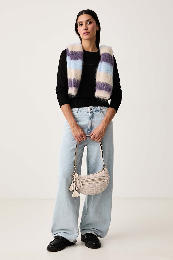 Guess Jeans Sweter damski z dodatkiem wełny W6BR01.Z1244 czarny AW26