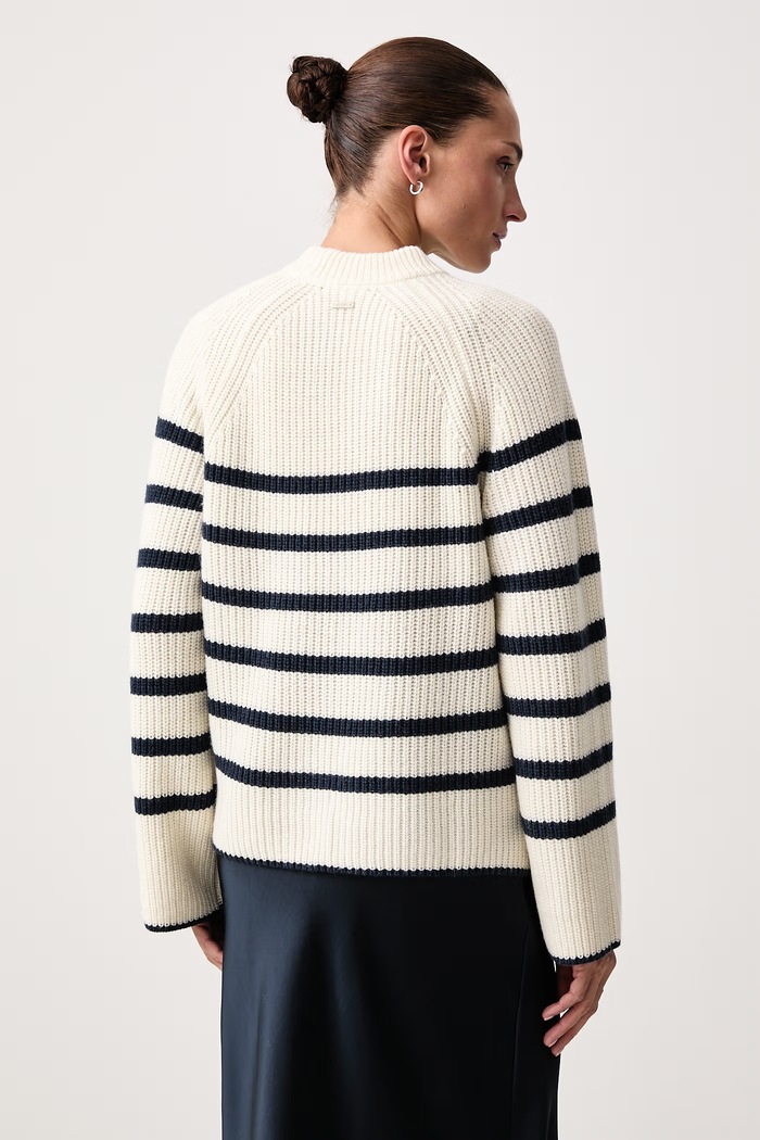 Ρούχα Levi's Πουλόβερ γυναικείο με μαλλί FRIDA WOOL CREWNECK 007W0 μπεζ