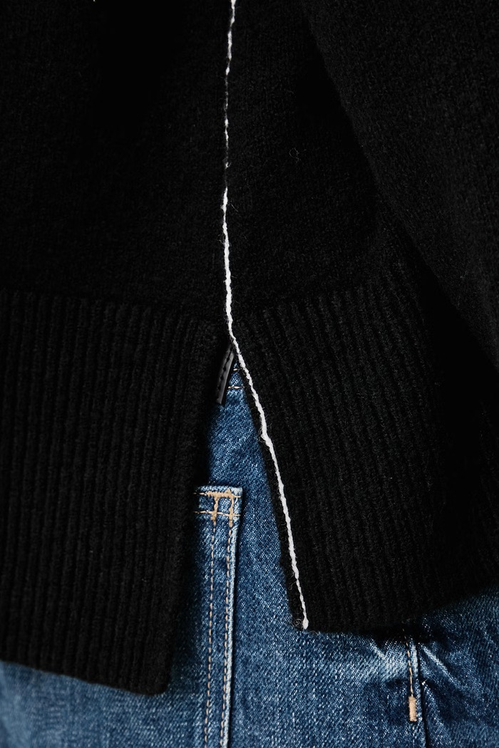 Sweter damski z wełną Karl Lagerfeld Jeans B4W18057 czarny